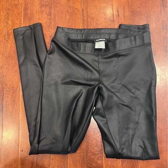 Express Pants - Express faux leather leggings